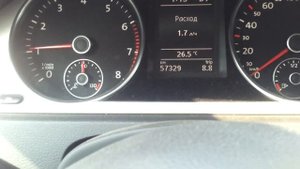 Стук в двигателе VW Passat B7 1.8 при нажатии на педаль акселератора