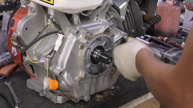 Мотоблок Shtenli 1900 дымит. Пыль и грязь в картере. Причины смотреть онлайн