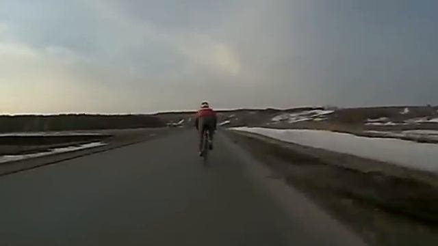 Открыли шоссейный сезон.AVI