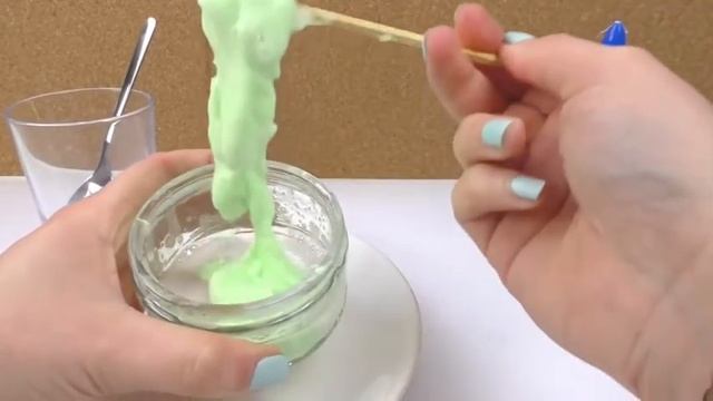 Виготовляємо слиз самі з миючого засобу та детергенту/ Уф активний/Слиз в домашніх умовах смотреть онлайн