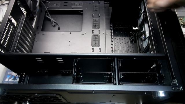 AeroCool Quartz Pro смотреть онлайн