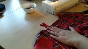 Как вшить молнию в брюки.
