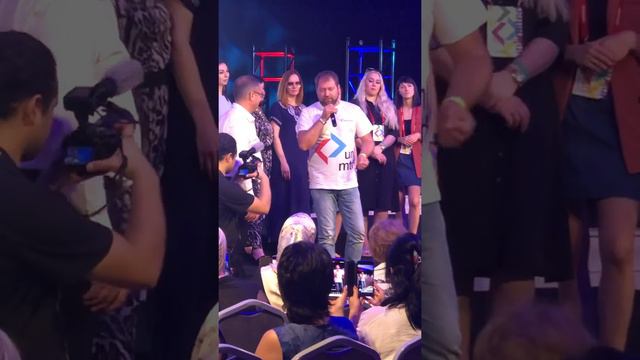 Шёл в Гринвей год! Не верил! Но сегодня он с нами! смотреть онлайн