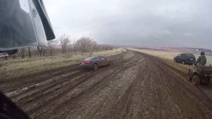 Ауди А6 жжёт в грязи