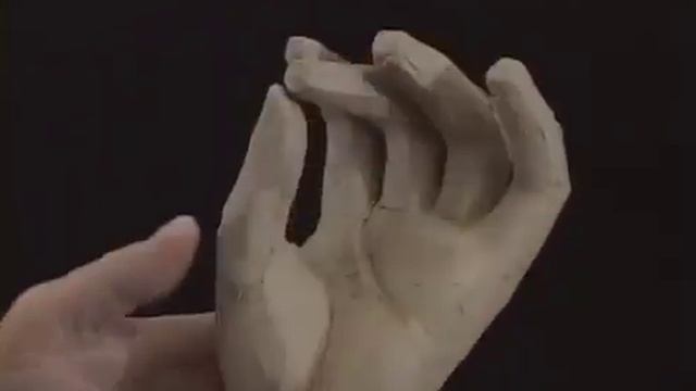 Скульптура рук