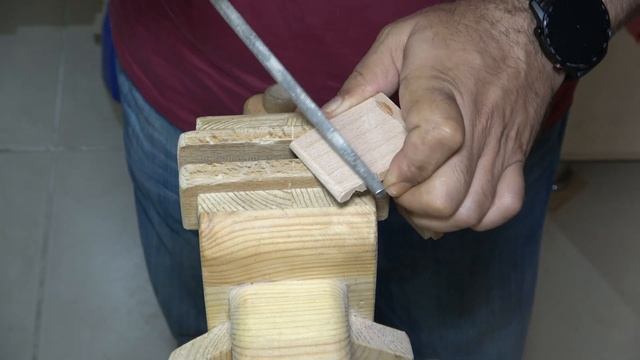 DIY - Rotatable & Adjustable Wooden Smartphone Stand - Mobile Stand - Free Plan смотреть онлайн