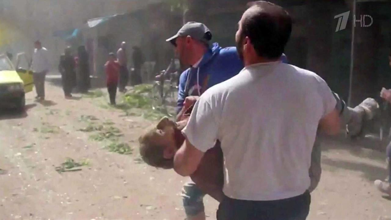 Жертвами обстрела Алеппо со стороны боевиков так н...позиции стали по меньшей мере 30 мирных жителей