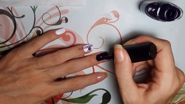 Фруктовый маникюр со сливами/обычный лак/идеи маникюра/дизайн ногтей #маникюробычнымлаком смотреть онлайн