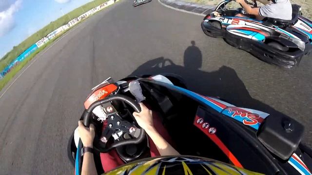 FAST FURIOUS 8/ ФОРСАЖ 8/ КАК МЫ СЪЕЗДИЛИ НА КАРТИНГ!!! 1080P смотреть онлайн