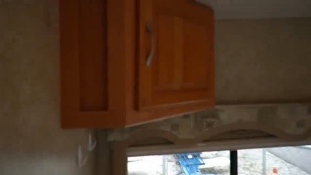 SOLD! 2006 Thor Chateau Sport 28A Class C, High Miles, Clean, Chevrolet 6.0 Liter, $19,900 смотреть онлайн