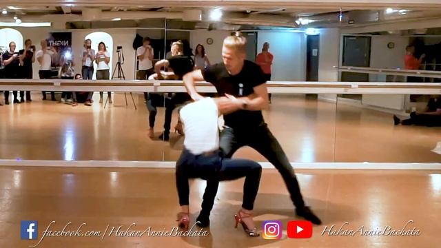 Formidable - Stromae | Bachata Sensual by Håkan & Annie смотреть онлайн