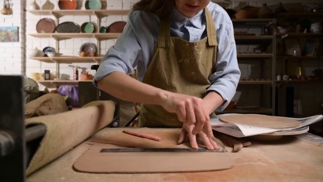 Как сделать тарелку из глины своими руками. Мастер-класс в студии керамики Мугур