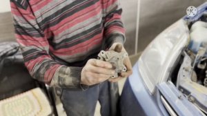 Замена помпы Toyota Prius 20