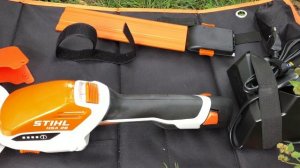 Stihl HSA 26. Ручні акумуляторні ножиці. Штиль. Аккумуляторные ножницы. Техніка для саду. Кущоріз.