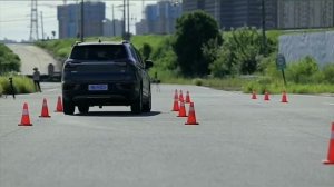 Volvo XC-40 / XC-60, Toyota RAV4, Geely moose test comparison