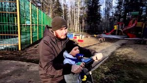 Kugo s3 поставил сиденье и колесо с перфорацией