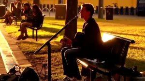 YELLOW - COLDPLAY STREET COVER ► Melbourne Street Music, Australia