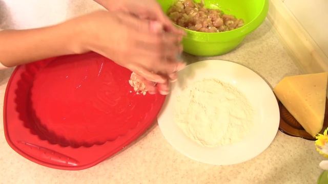 Куриные шарики в сливочно-сырной заливке. Очень быстро, очень вкусно! смотреть онлайн