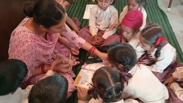 Day. 14 activity 18 topic fingers at work смотреть онлайн