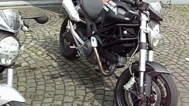 Ducati Store Bochum Testmotoräder 2009 Streetfighter Monster 1100s 1198s 848 Hypermotard смотреть онлайн