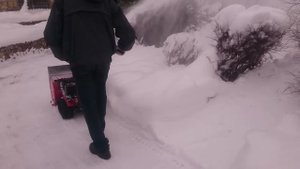 Honda HSS 655 ET гусеничный, рабочий процесс