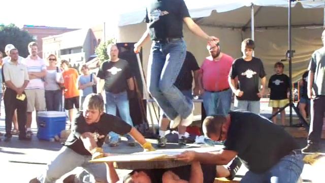 Pressing The Limits - Jump Rope смотреть онлайн