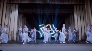 Коллектив IZVORAȘ танец Нас миллионы