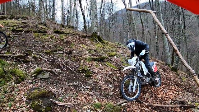 Первая попытка поднятся по тропе 555 смотреть онлайн