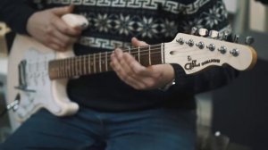 Обзор на электрогитару Tribute Comanche Olympic White Jatoba G&L?