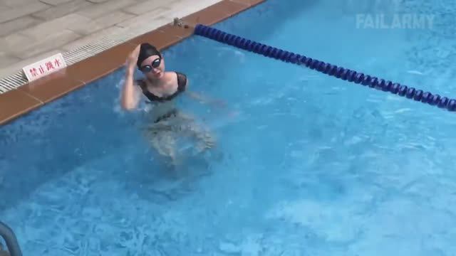 Спортивные фейлы_ эти ребята не смогли _ засмеялся-проиграл