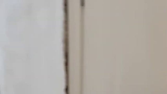 Обои Andrea Rossi бежевые с вертикальными полосами. Арт.54290-1 смотреть онлайн