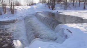 Водопад на реке Кудьма в Зеленом Городе