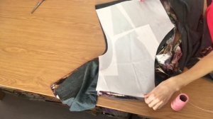 Шью блузку с запахом . Идеальный вариант для начинающих !