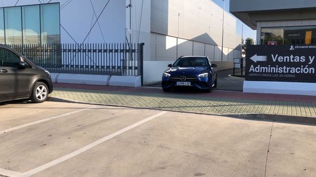 ¡Novedades y noticias de Mercedes-Benz y Automóviles Villar Octubre! смотреть онлайн