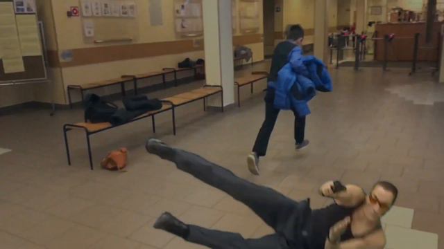 Тест хромакея в видео: Гомидактилус (моё первое воспоминание) смотреть онлайн