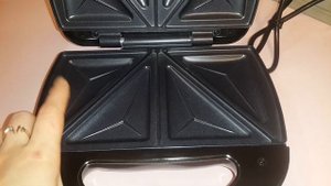 Обзор на Сэндвичница Maxwell MW-1552 BK купленную в магазине Сулпак