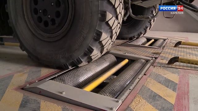 В Костомукше отец и сын открыли станцию техосмотра смотреть онлайн