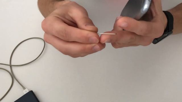 iPhone не заряжается. Как почистить гнездо зарядки iPhone? смотреть онлайн