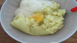 Картофельные гнезда с грибами в духовке