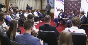 В Доме РИО дали старт дискуссионному клубу «Сила — в правде!»