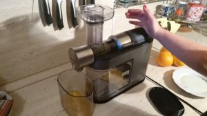 Обзор шнековой соковыжималки Philips HR1897/30