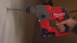 Компактный перфоратор MILWAUKEE SDS Plus M12 FUEL CH