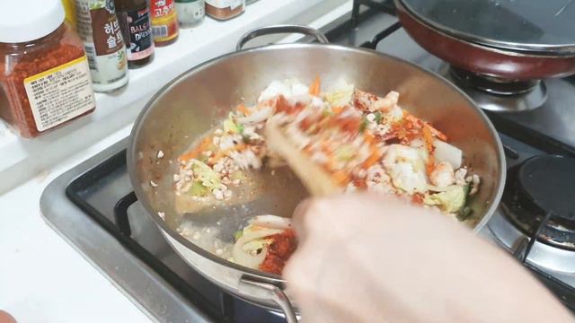 How to Cook Jjamppong Ramyeon like a pro #짬뽕라면 #고기 짬뽕 смотреть онлайн