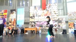 Mr. Retro vs Tanya Kupra | Locking Final Extra Round | Dance ForRest 2015