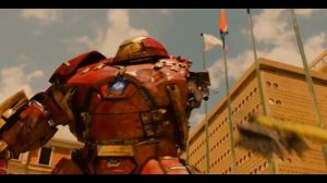 Железный человек vs Халк.Халк бьется с Железным человеком блокбастерам.