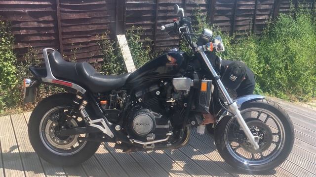 Barn Find 1984 Honda V65 Magna VF1100C - Part 3 - Turnover time - is the engine stuck? смотреть онлайн