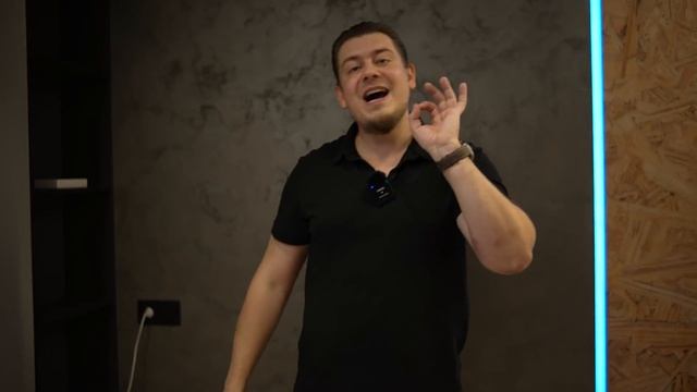 Робот за 100 Тысяч!! Самая Дорогая и Умная Станция Roborock S7 MaxV Ultra смотреть онлайн