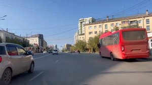 Нужно ли включать поворотник при расширении дороги?