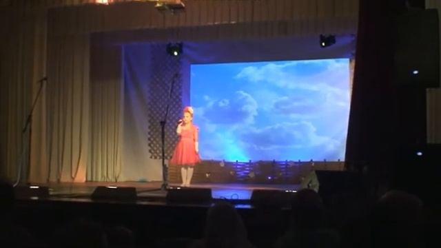 стих ДЕТСКАЯ МОЛИТВА написано мною, читаем дочь на концерте смотреть онлайн