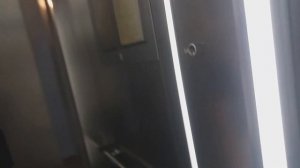 Неадекватные жильцы и консьерж! Лифт (Otis 2005 г.в) г. Екатеринбург, ул. Энгельса 15, подъезд 2